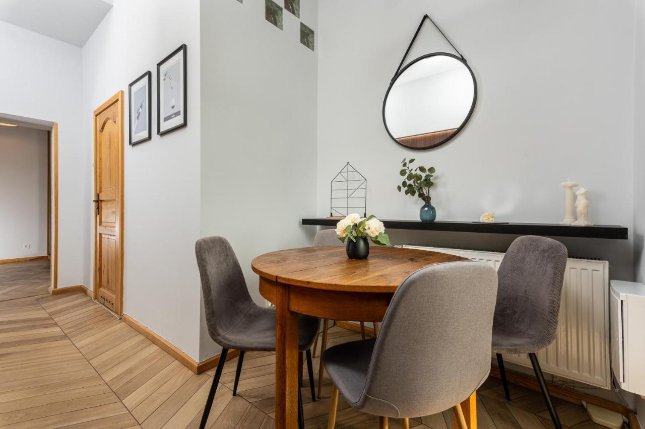 Classy Old Town Apartment - By Upstairs Krasków Eksteriør bilde