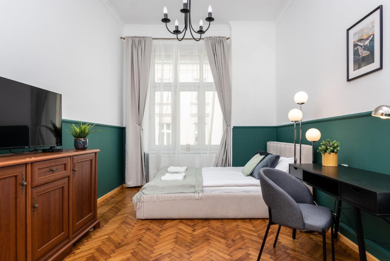 Classy Old Town Apartment - By Upstairs Krasków Eksteriør bilde